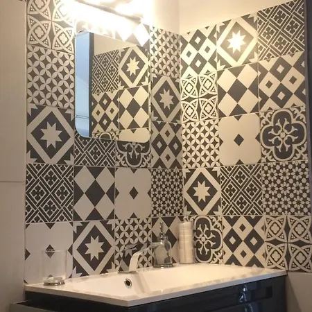 La Parenthese Amoureuse Alojamento de Acomodação e Pequeno-almoço Toulon