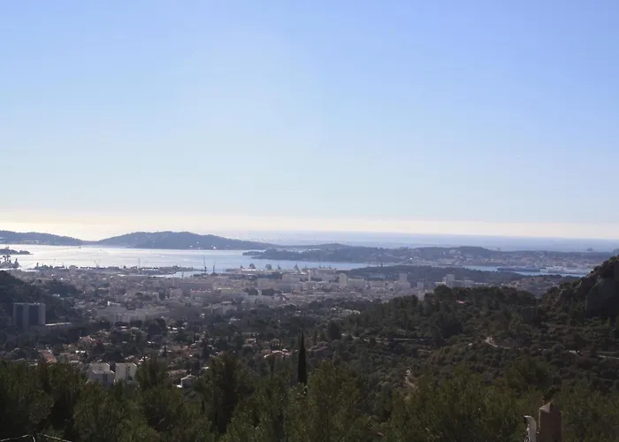 La Parenthese Amoureuse Bed and Breakfast Τουλόν